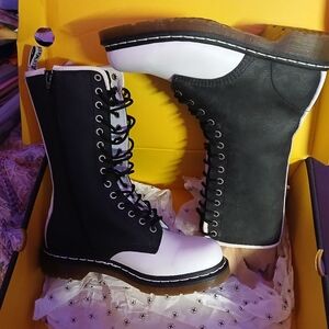 Dr martens women size 10 NEW!
